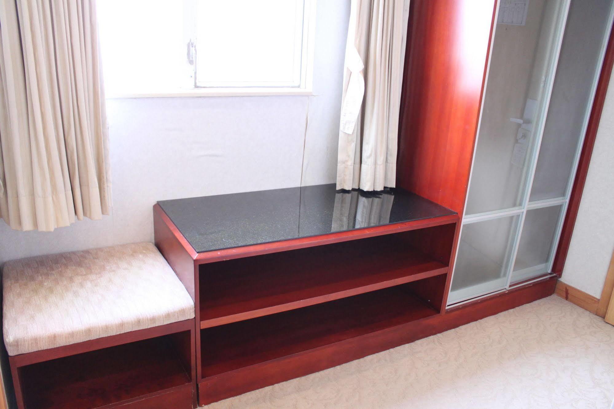 West Inn Hongkong Kültér fotó