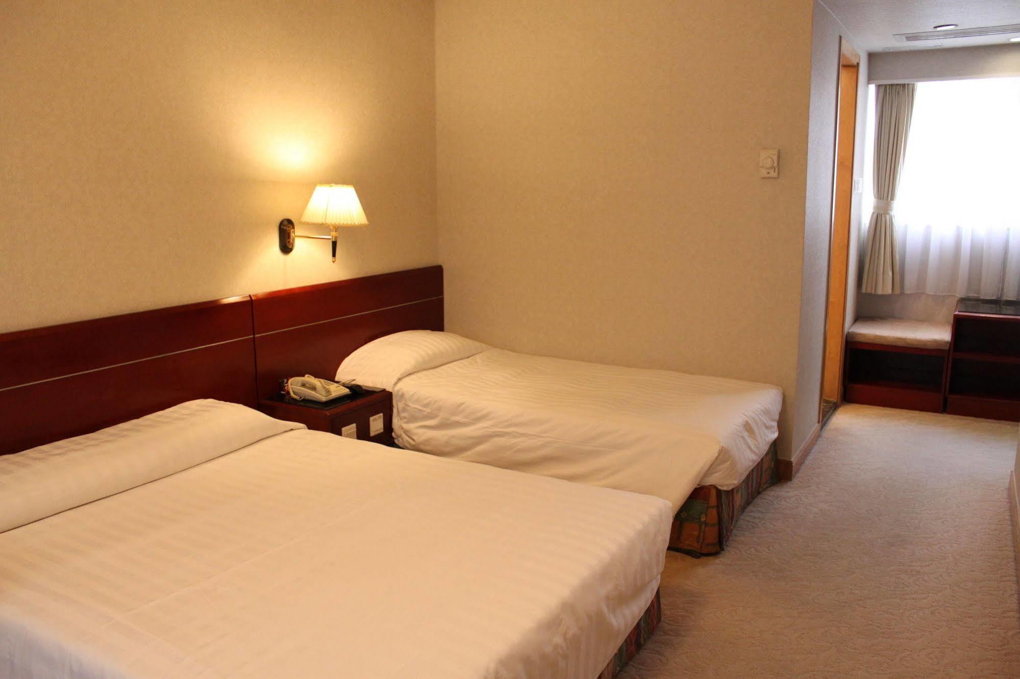 West Inn Hongkong Kültér fotó